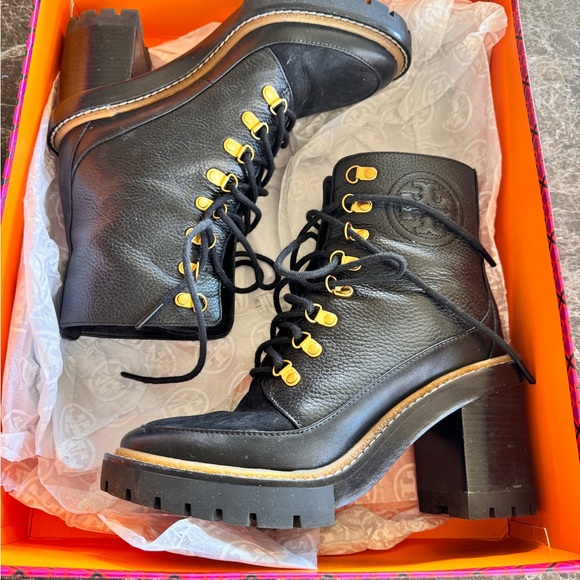 Tory Burch brand Black and Gold Heeled Boots with Chunky Heel - Picture 4 of 11